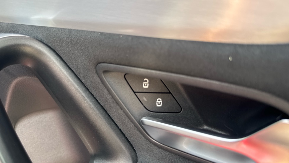 Mercedes-Benz A-Class A200 AMG Line Executive 5dr Auto Petrol Hatchback - Image 33