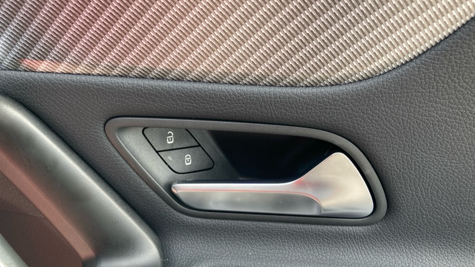Mercedes-Benz A-Class A180 Sport Executive 5dr Auto Petrol Hatchback - Image 29