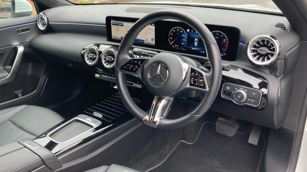 Mercedes-Benz A-Class A180 Sport Executive 5dr Auto Petrol Hatchback - Image 11