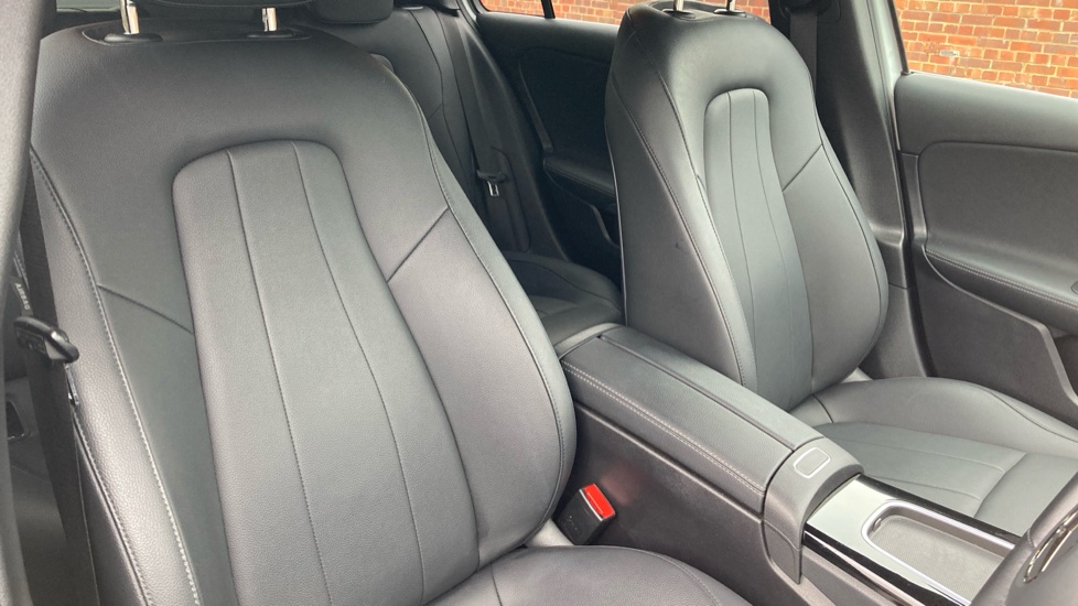 Mercedes-Benz A-Class A180 Sport Executive 5dr Auto Petrol Hatchback - Image 28