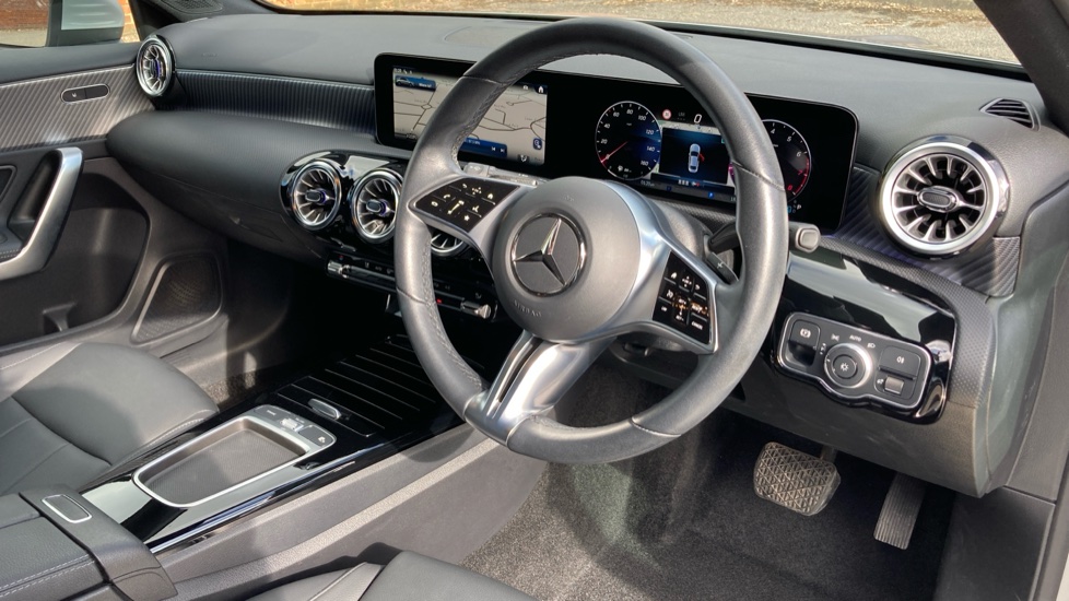 Mercedes-Benz A-Class A180 Sport Executive 4dr Auto Petrol Saloon - Image 11