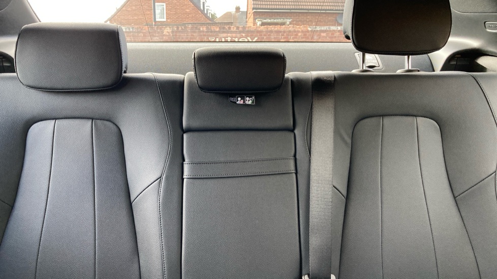 Mercedes-Benz A-Class A180 Sport Executive 4dr Auto Petrol Saloon - Image 15