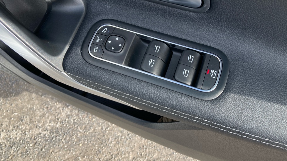 Mercedes-Benz A-Class A180 Sport Executive 4dr Auto Petrol Saloon - Image 30