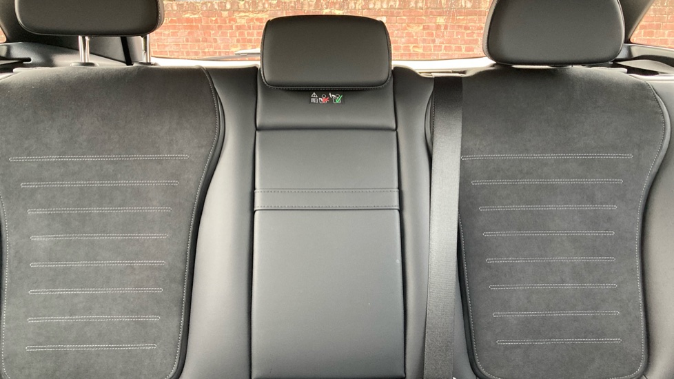 Mercedes-Benz GLC 300e 4Matic Urban Edition 5dr 9G-Tronic Estate - Image 15