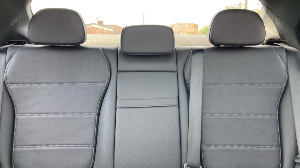 Mercedes-Benz C-Class C200 AMG Line Premium Plus 4dr 9G-Tronic Petrol Saloon - Image 15