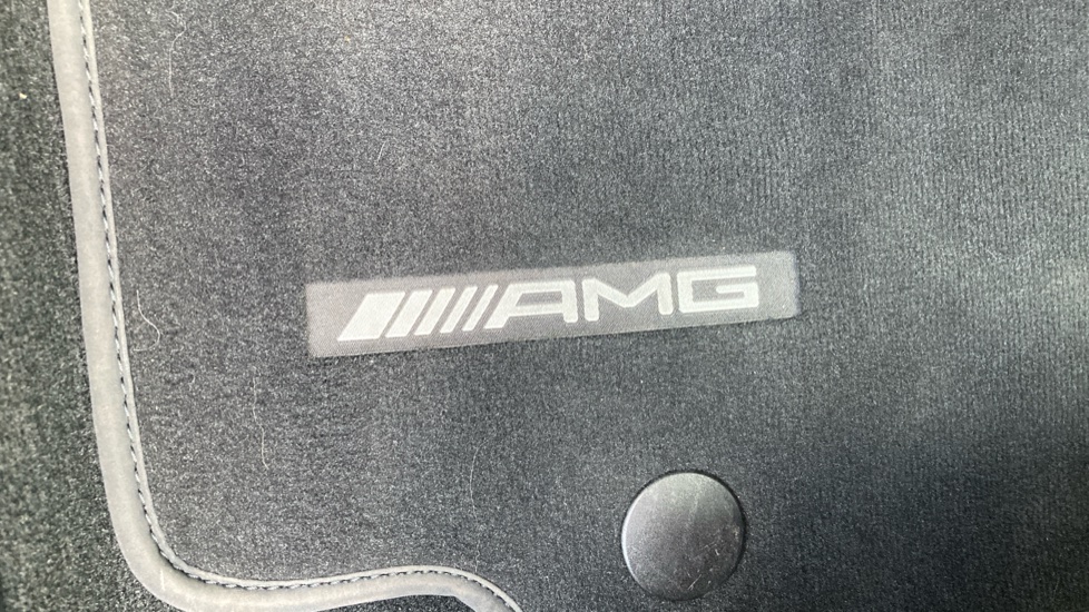 Mercedes-Benz C-Class C200 AMG Line Premium Plus 4dr 9G-Tronic Petrol Saloon - Image 25