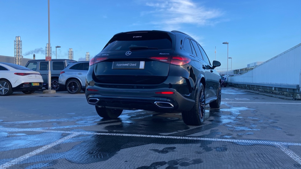 Mercedes-Benz GLC 300de 4Matic Urban Edition 5dr 9G-Tronic Estate - Image 24