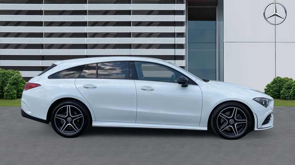 Mercedes-Benz CLA 220d AMG Line Premium 5dr Tip Auto Diesel Estate - Image 5