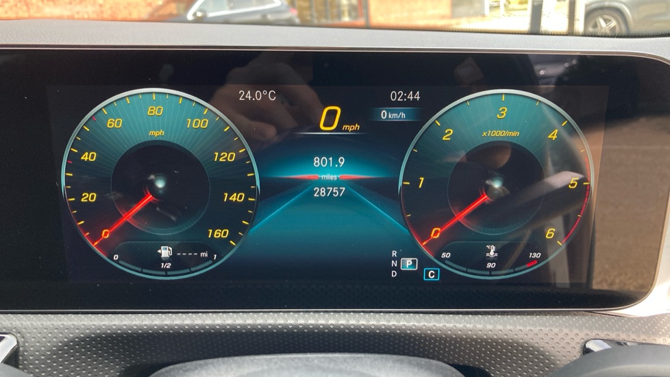 Mercedes-Benz CLA 220d AMG Line Premium 5dr Tip Auto Diesel Estate - Image 18