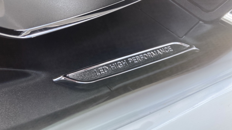 Mercedes-Benz CLA 220d AMG Line Premium 5dr Tip Auto Diesel Estate - Image 21