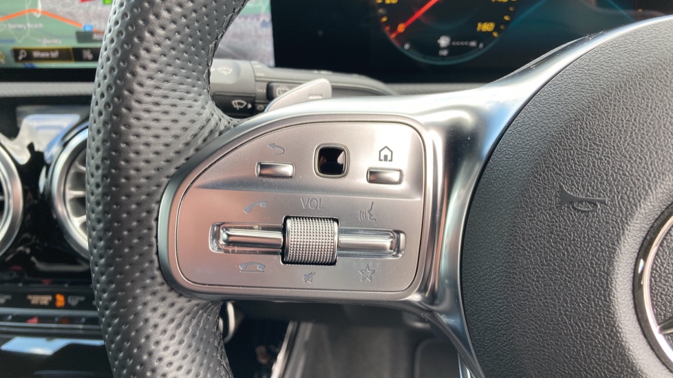 Mercedes-Benz CLA 220d AMG Line Premium 5dr Tip Auto Diesel Estate - Image 37
