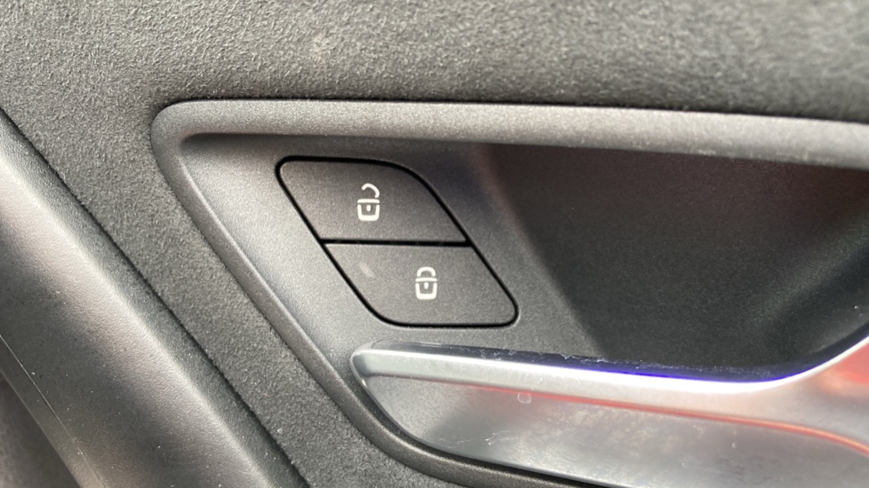 Mercedes-Benz A-Class A200 AMG Line Premium 5dr Auto Petrol Hatchback - Image 31