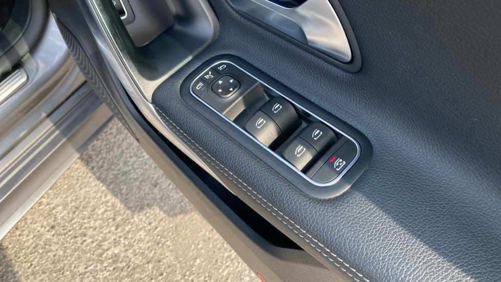 Mercedes-Benz CLA 220d AMG Line Premium 4dr Tip Auto Diesel Saloon - Image 31