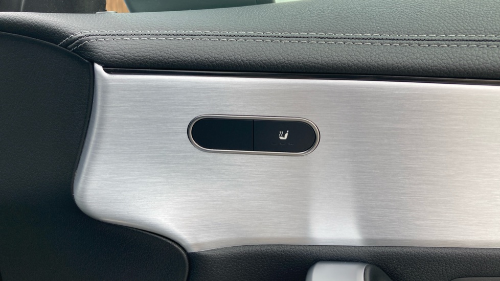 Mercedes-Benz CLA 180 AMG Line 4dr Tip Auto Petrol Saloon - Image 27