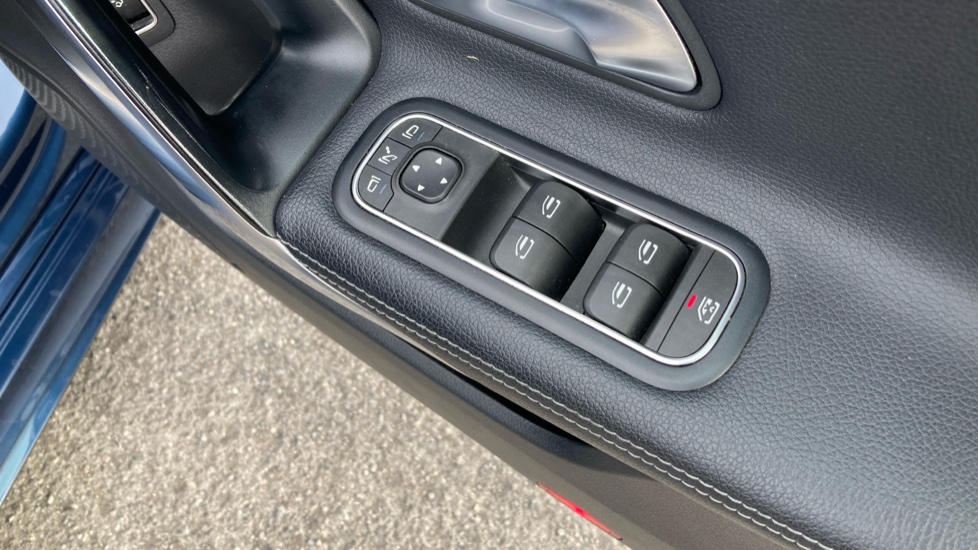 Mercedes-Benz CLA 180 AMG Line 4dr Tip Auto Petrol Saloon - Image 29