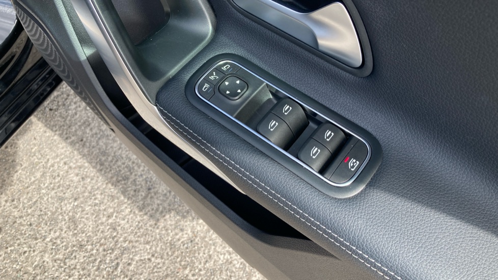 Mercedes-Benz A-Class A180 Sport Executive 5dr Auto Petrol Hatchback - Image 30