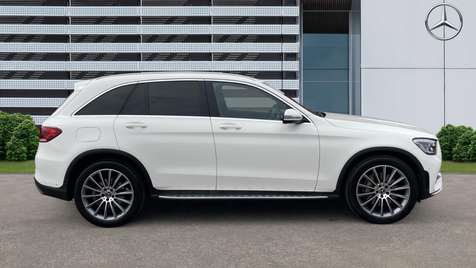 Mercedes-Benz GLC 300d 4Matic AMG Line Premium 5dr 9G-Tronic Diesel Estate - Image 5