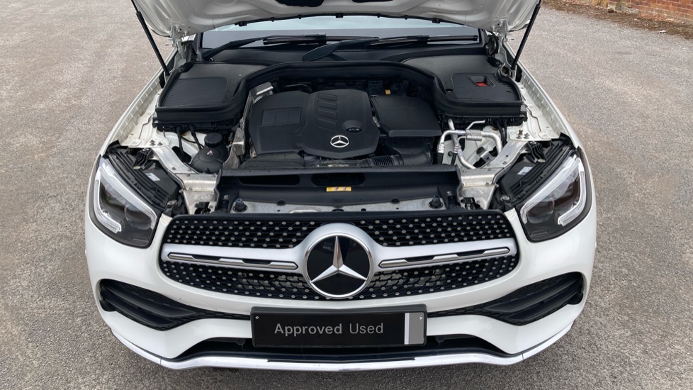 Mercedes-Benz GLC 300d 4Matic AMG Line Premium 5dr 9G-Tronic Diesel Estate - Image 8