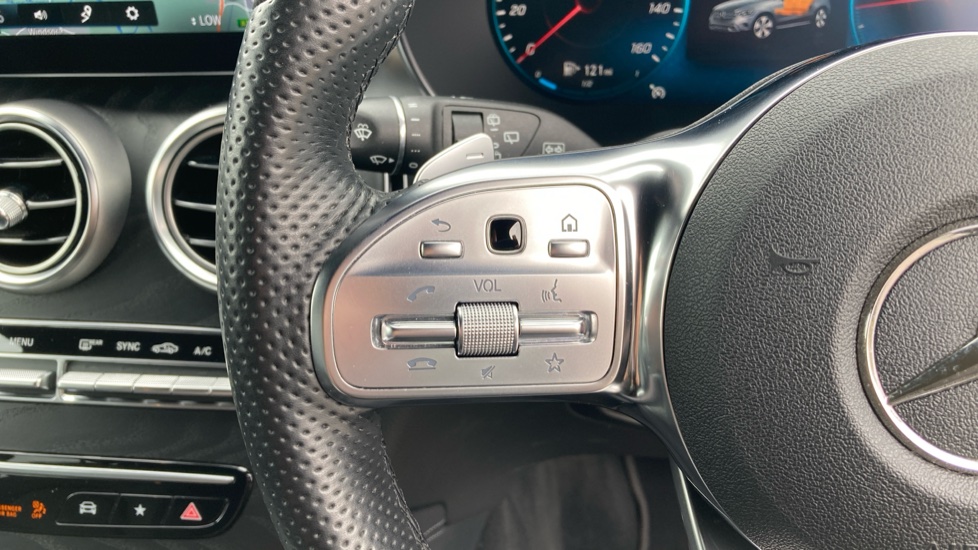 Mercedes-Benz GLC 300d 4Matic AMG Line Premium 5dr 9G-Tronic Diesel Estate - Image 38