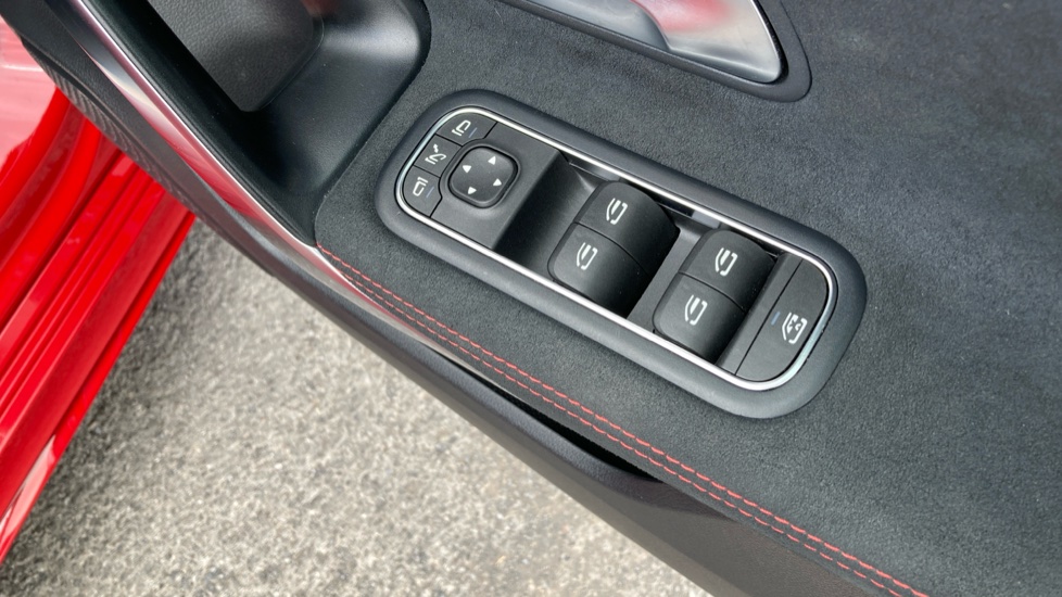 Mercedes-Benz A-Class A180d AMG Line Executive 5dr Auto Diesel Hatchback - Image 30