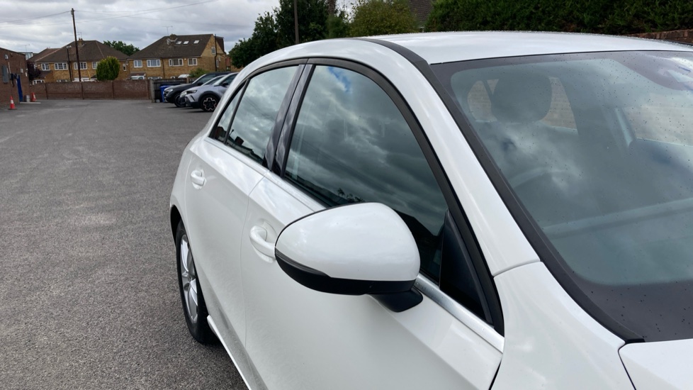 Mercedes-Benz A-Class A180d SE 5dr Auto Diesel Hatchback - Image 22
