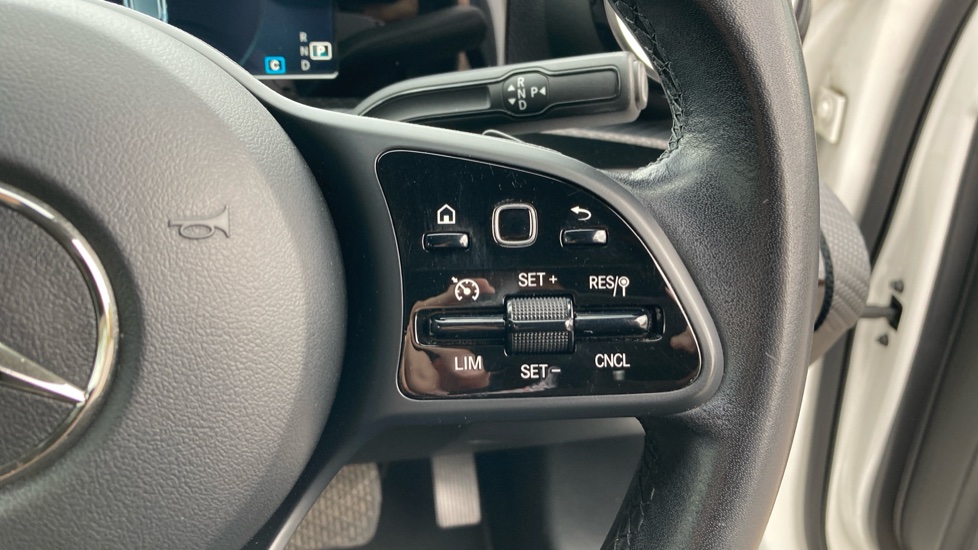 Mercedes-Benz A-Class A180d SE 5dr Auto Diesel Hatchback - Image 31
