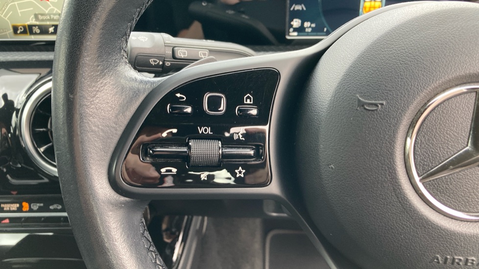 Mercedes-Benz A-Class A180d SE 5dr Auto Diesel Hatchback - Image 32