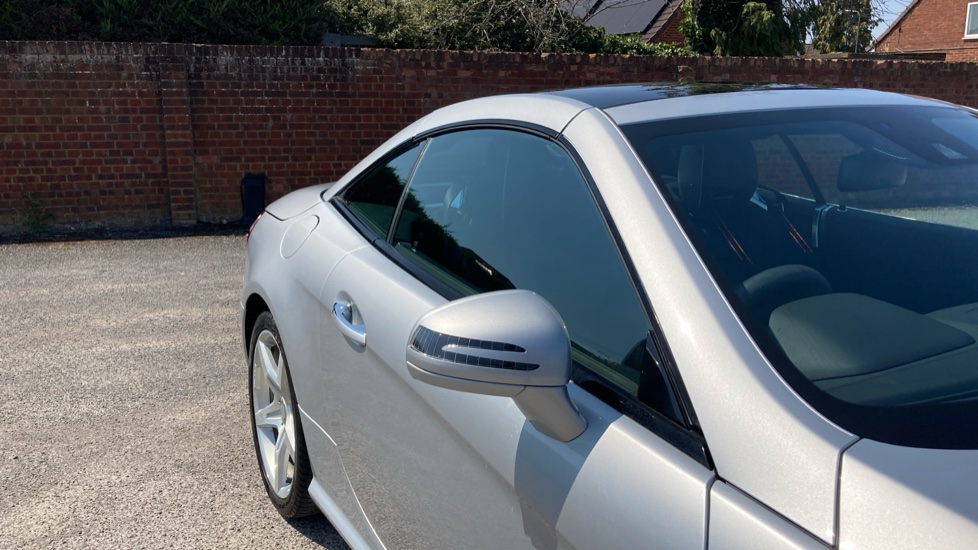 Mercedes-Benz SL 350 2dr Auto Petrol Convertible - Image 23