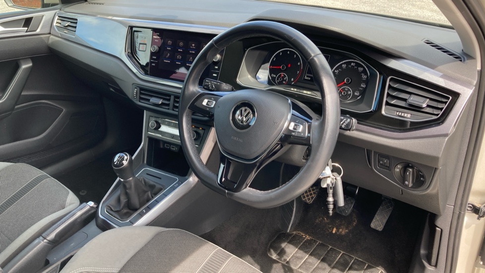 Volkswagen Polo 1.0 TSI 115 SEL 5dr Petrol Hatchback - Image 11