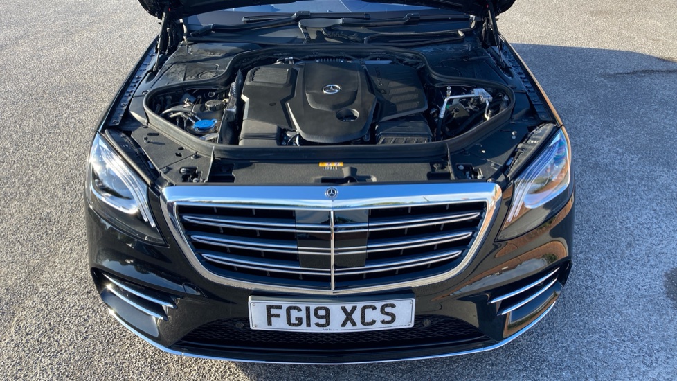 Mercedes-Benz S-Class S350d L AMG Line Executive/Prem Plus 4dr 9G-Tronic Diesel Saloon - Image 8