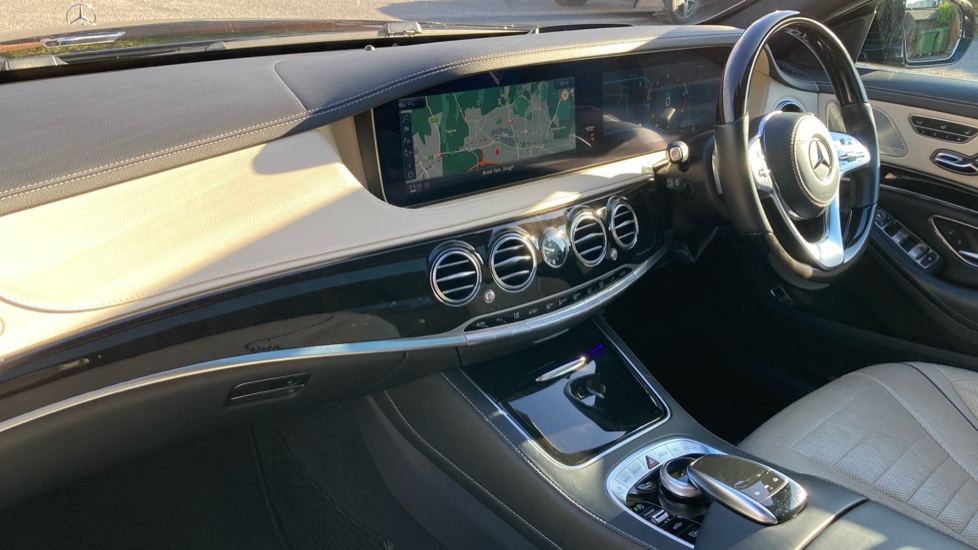 Mercedes-Benz S-Class S350d L AMG Line Executive/Prem Plus 4dr 9G-Tronic Diesel Saloon - Image 9