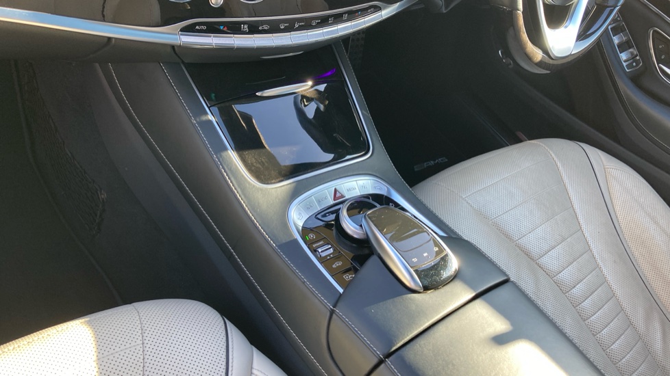 Mercedes-Benz S-Class S350d L AMG Line Executive/Prem Plus 4dr 9G-Tronic Diesel Saloon - Image 13