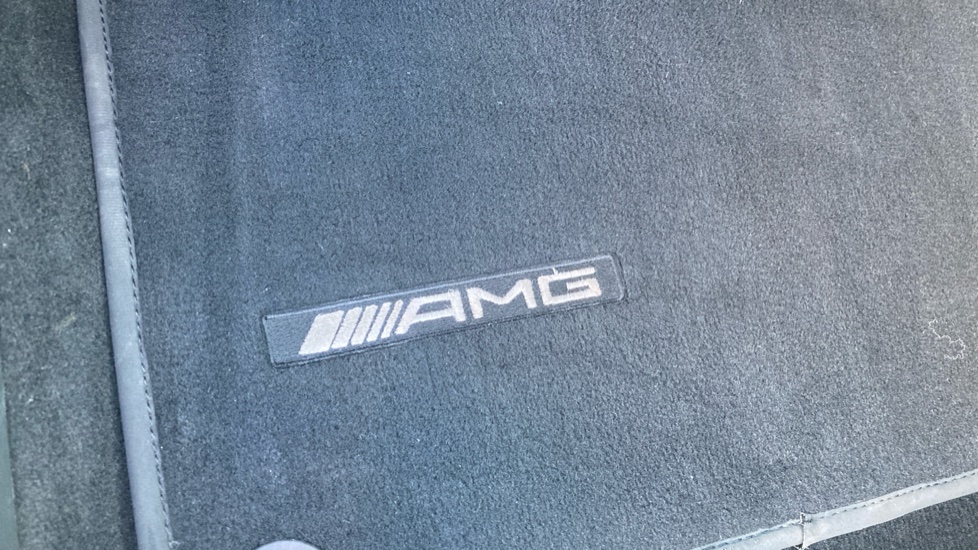Mercedes-Benz S-Class S350d L AMG Line Executive/Prem Plus 4dr 9G-Tronic Diesel Saloon - Image 24