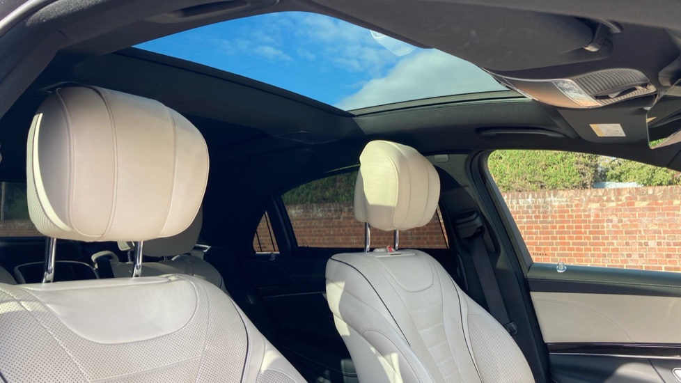 Mercedes-Benz S-Class S350d L AMG Line Executive/Prem Plus 4dr 9G-Tronic Diesel Saloon - Image 29