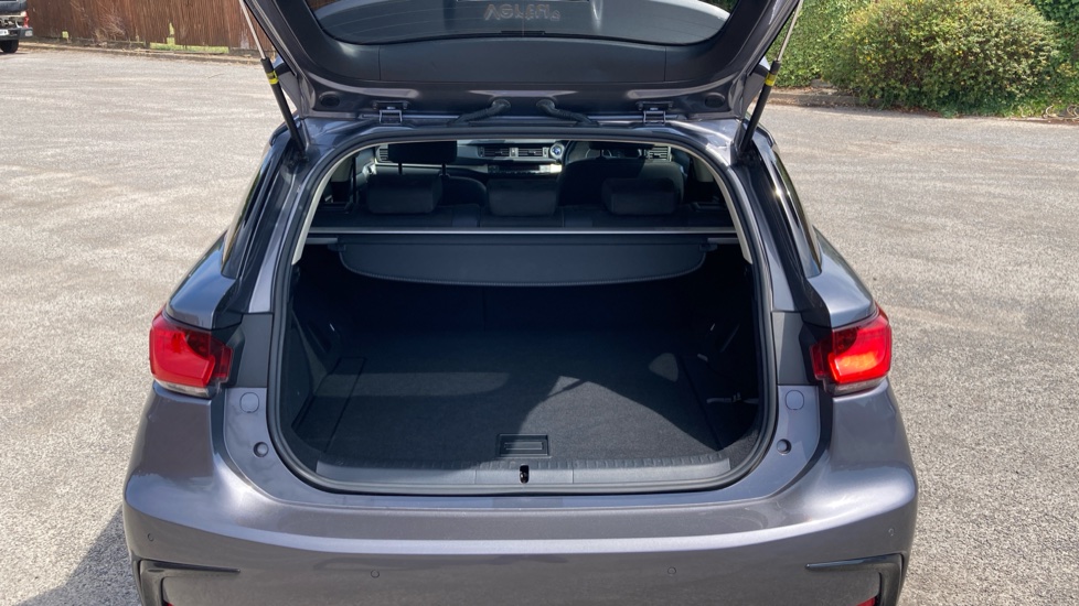 Lexus CT 200h 1.8 5dr CVT Hybrid Hatchback - Image 4