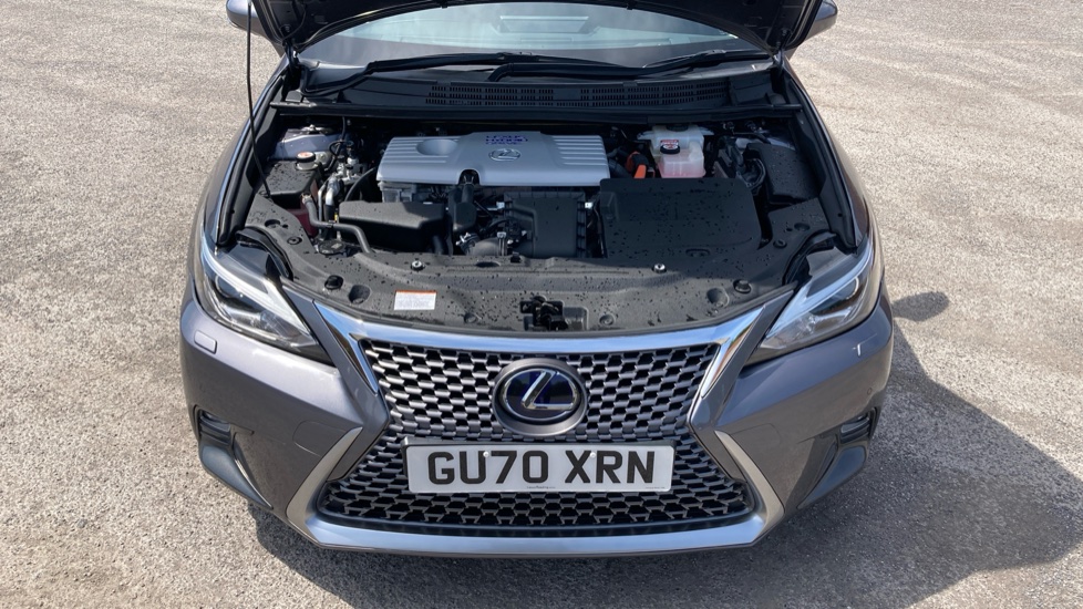 Lexus CT 200h 1.8 5dr CVT Hybrid Hatchback - Image 8