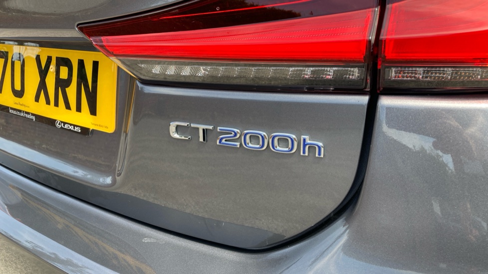 Lexus CT 200h 1.8 5dr CVT Hybrid Hatchback - Image 24