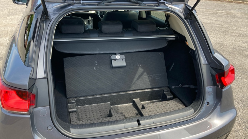 Lexus CT 200h 1.8 5dr CVT Hybrid Hatchback - Image 26