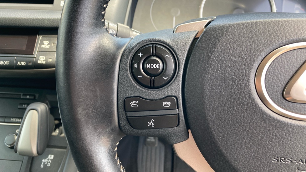 Lexus CT 200h 1.8 5dr CVT Hybrid Hatchback - Image 33