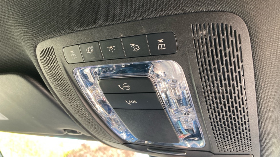 Mercedes-Benz A-Class A180 AMG Line 5dr Auto Petrol Hatchback - Image 31