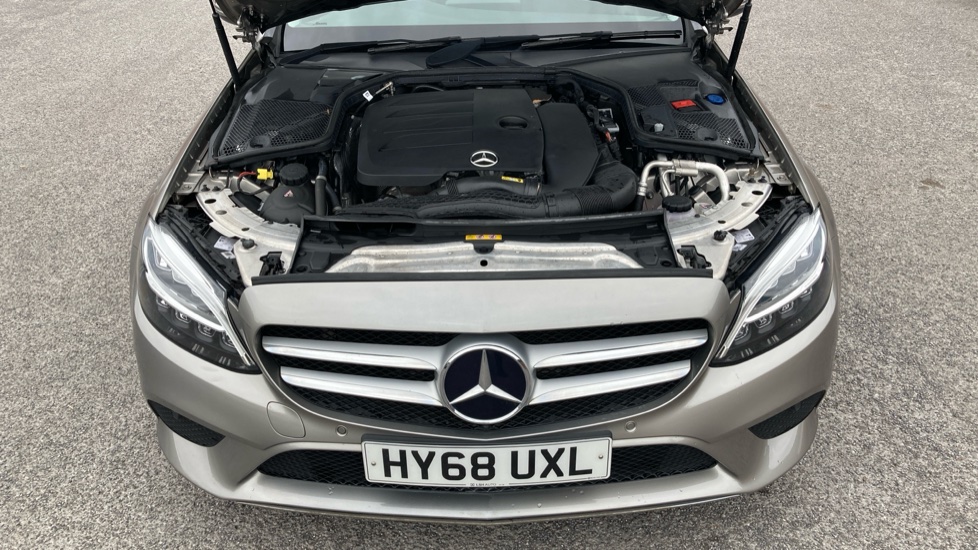 Mercedes-Benz C-Class C200 Sport 4dr 9G-Tronic Petrol Saloon - Image 8