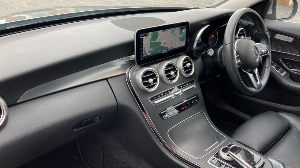Mercedes-Benz C-Class C200 Sport 4dr 9G-Tronic Petrol Saloon - Image 9
