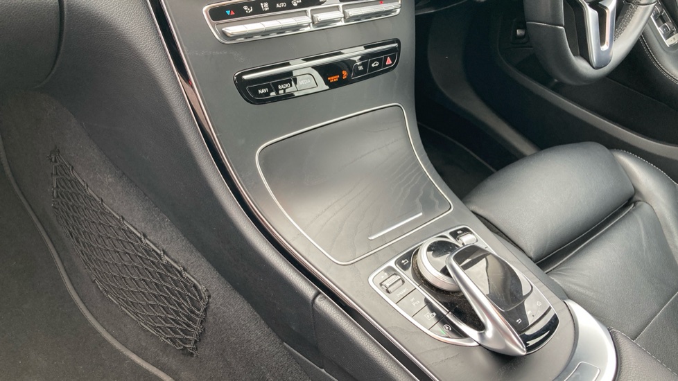 Mercedes-Benz C-Class C200 Sport 4dr 9G-Tronic Petrol Saloon - Image 13