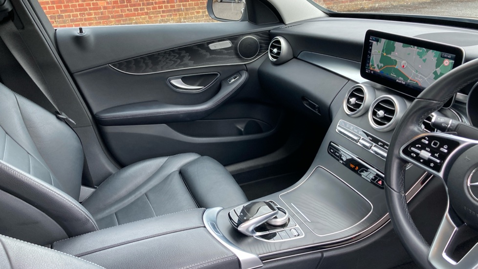 Mercedes-Benz C-Class C200 Sport 4dr 9G-Tronic Petrol Saloon - Image 14