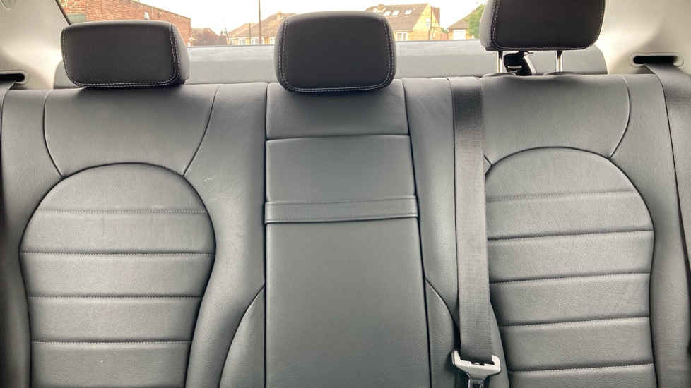 Mercedes-Benz C-Class C200 Sport 4dr 9G-Tronic Petrol Saloon - Image 15