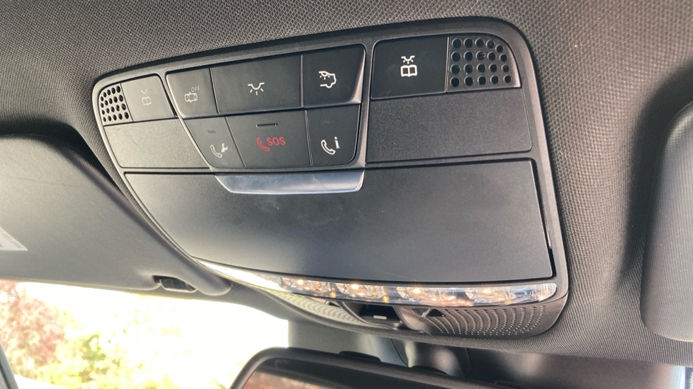 Mercedes-Benz GLC 250d 4Matic SE 5dr 9G-Tronic Diesel Estate - Image 36