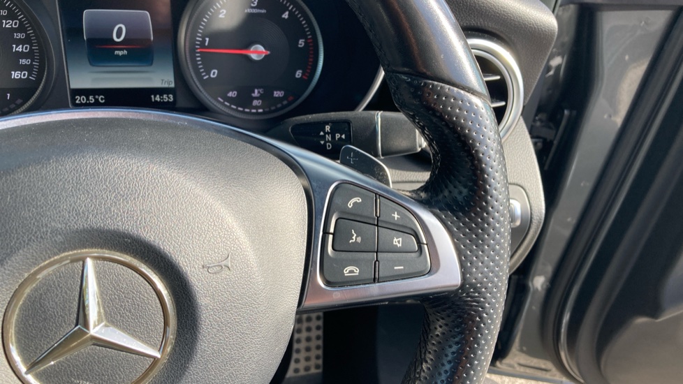 Mercedes-Benz GLC 250d 4Matic SE 5dr 9G-Tronic Diesel Estate - Image 37