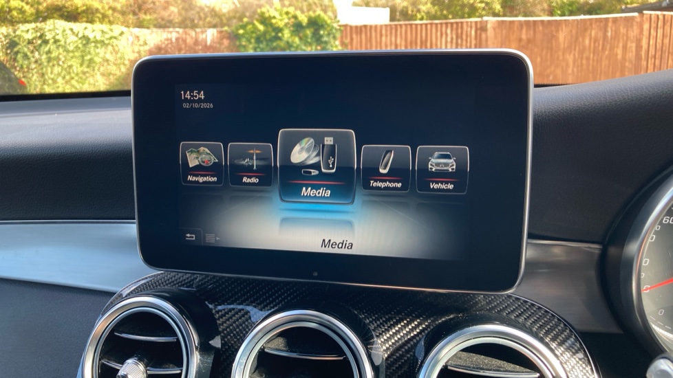 Mercedes-Benz GLC 250d 4Matic SE 5dr 9G-Tronic Diesel Estate - Image 44
