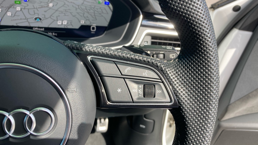 Audi A4 35 TFSI S Line 5dr S Tronic Petrol Estate - Image 35