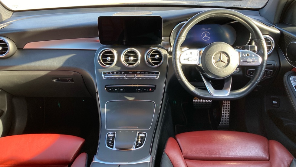 Mercedes-Benz GLC 300d 4Matic AMG Line Premium 5dr 9G-Tronic Diesel Estate - Image 10
